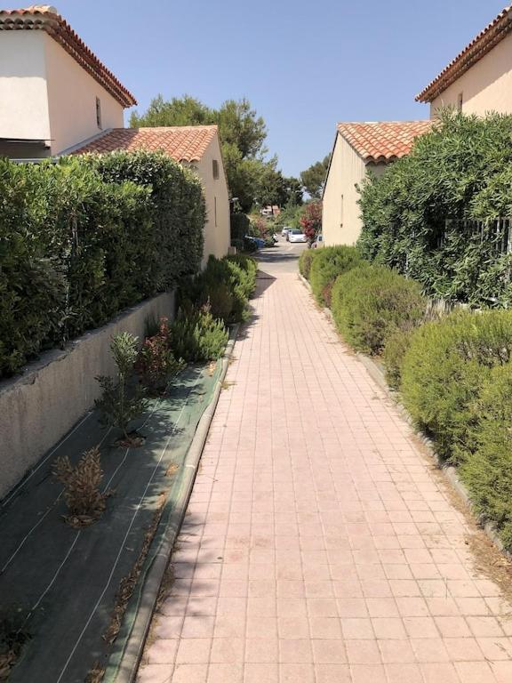 Appartement 60M2 - 2 Chambres A Une Minute Des Plages, Parking Prive Sausset-les-Pins Eksteriør bilde