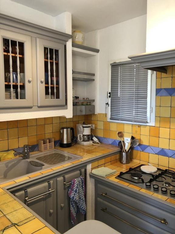 Appartement 60M2 - 2 Chambres A Une Minute Des Plages, Parking Prive Sausset-les-Pins Eksteriør bilde
