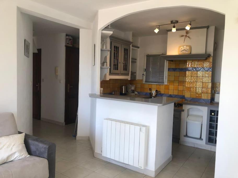 Appartement 60M2 - 2 Chambres A Une Minute Des Plages, Parking Prive Sausset-les-Pins Eksteriør bilde