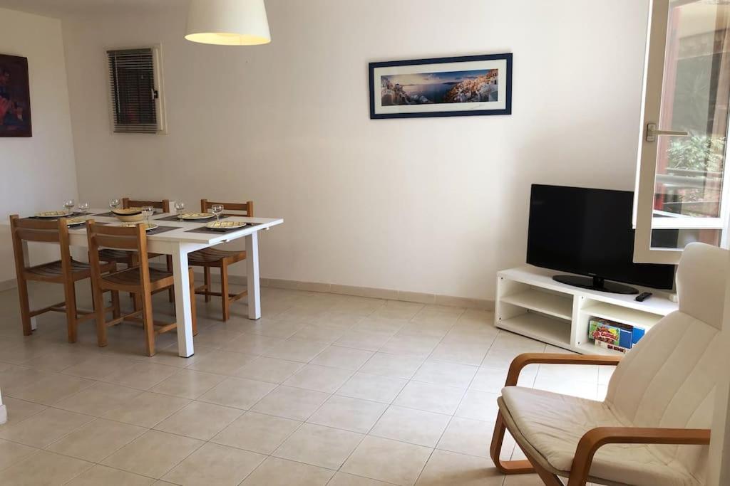 Appartement 60M2 - 2 Chambres A Une Minute Des Plages, Parking Prive Sausset-les-Pins Eksteriør bilde